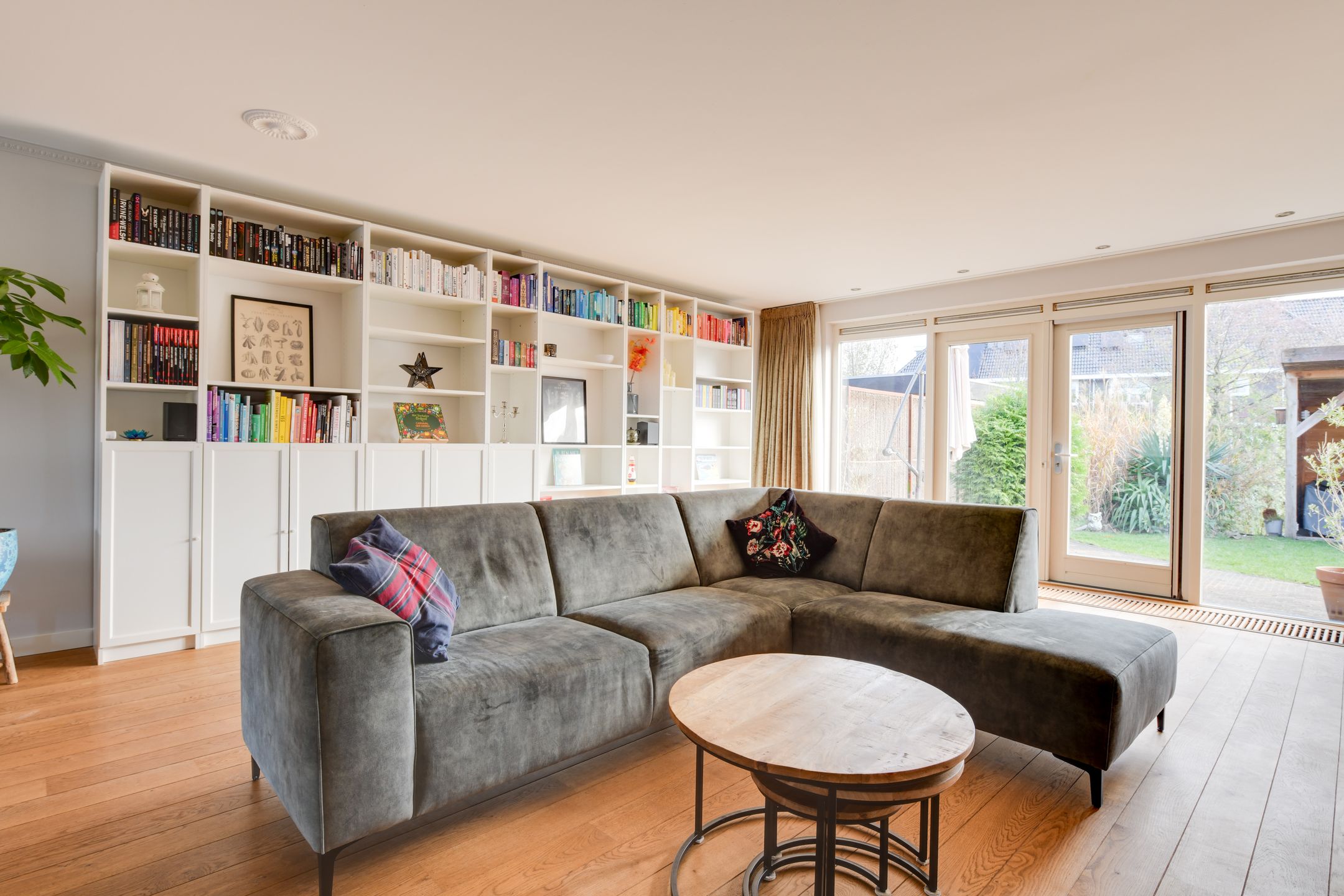 Foto 9 van Lijster 83