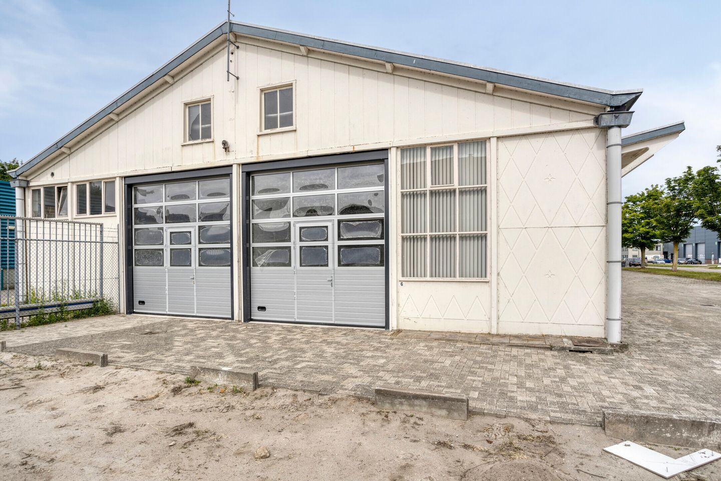 Bekijk foto 4 van Industrieweg 6-01