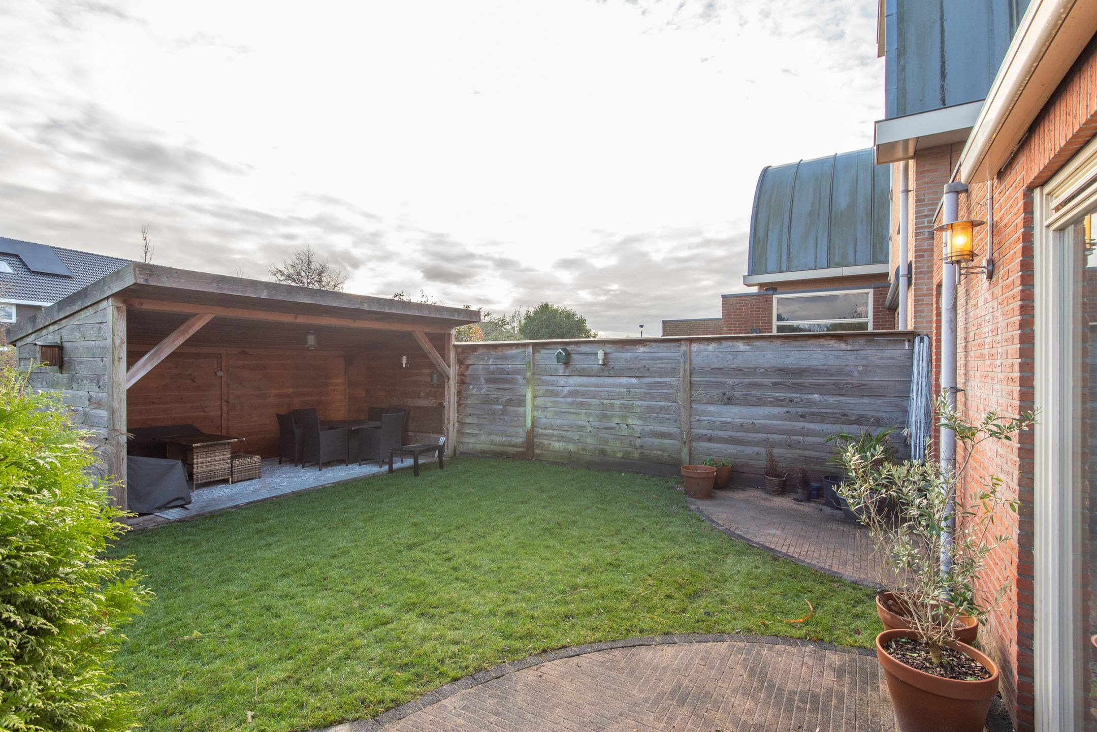 Foto 51 van Lijster 83