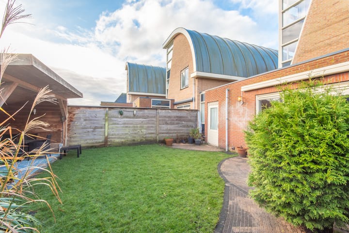 Foto 56 van Lijster 83