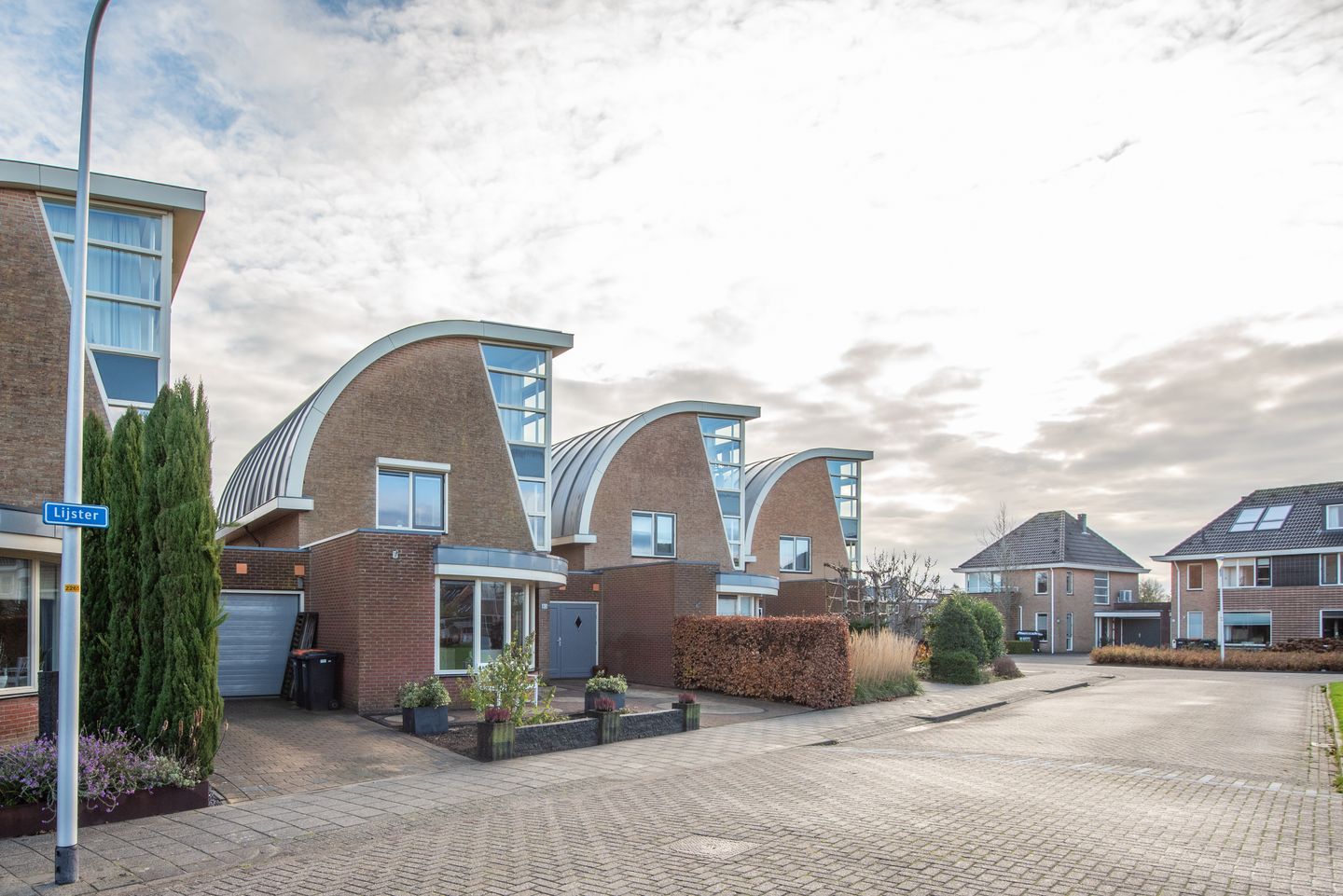 Foto 59 van Lijster 83