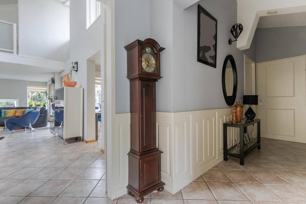 Photo 6 of Iroko 231