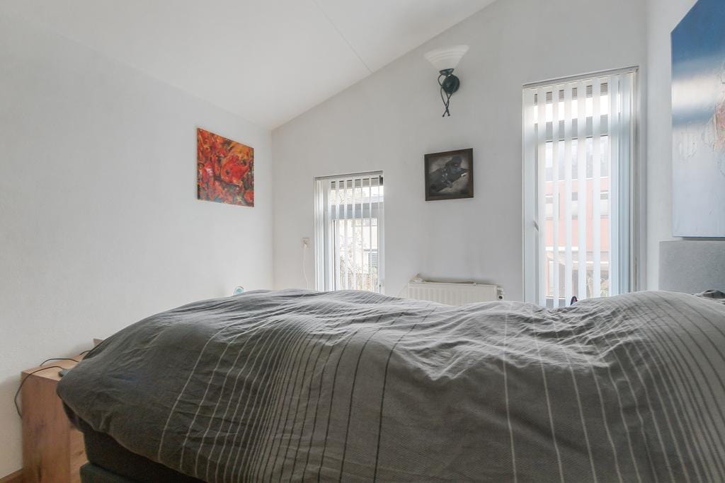 Photo 21 of Iroko 231