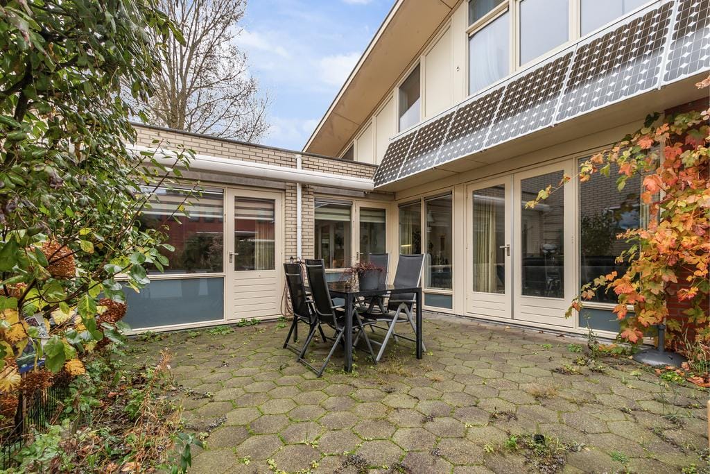 Photo 26 of Iroko 231