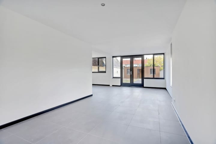 Foto 11 van Westerblokker 91