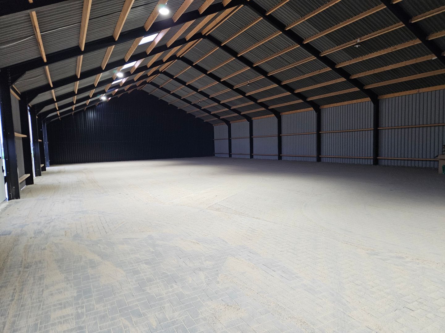 View photo 4 of Valendonkstraat 12