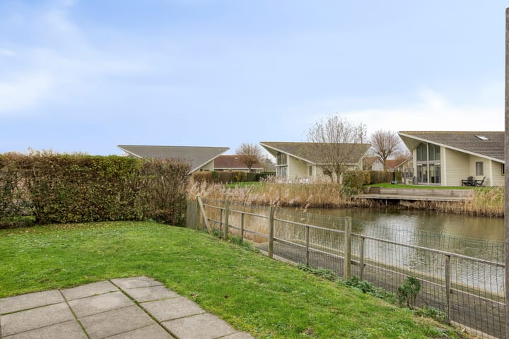 Foto 28 van Veerse Meerdreef 42