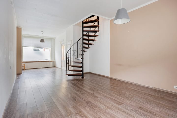 Foto 5 van Zwijndrechtsestraat 37