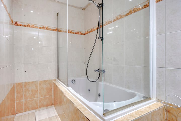 Foto 12 van Zwijndrechtsestraat 37