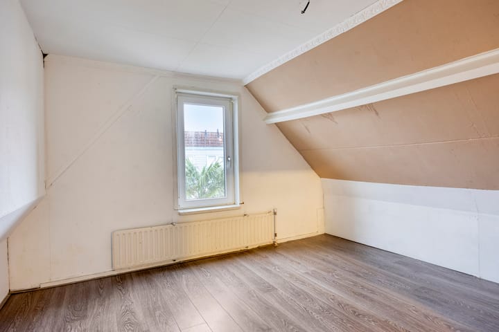 Foto 14 van Zwijndrechtsestraat 37