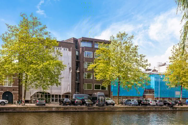 Photo 3 of Baarsjesweg 133-C