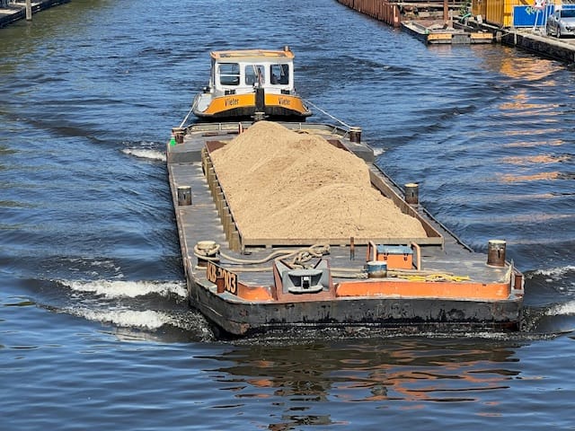 Photo 38 of Baarsjesweg 133-C