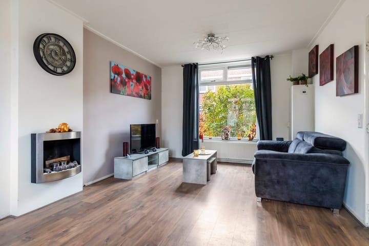 Photo 8 of Abraham Steenhagenstraat 9