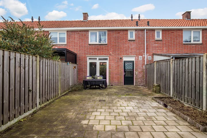 Photo 18 of Abraham Steenhagenstraat 9