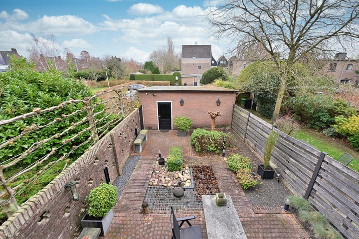 Foto 12 van Cort van der Lindenlaan 2