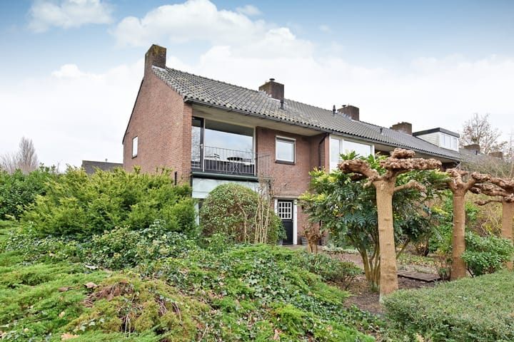 Foto 15 van Cort van der Lindenlaan 2