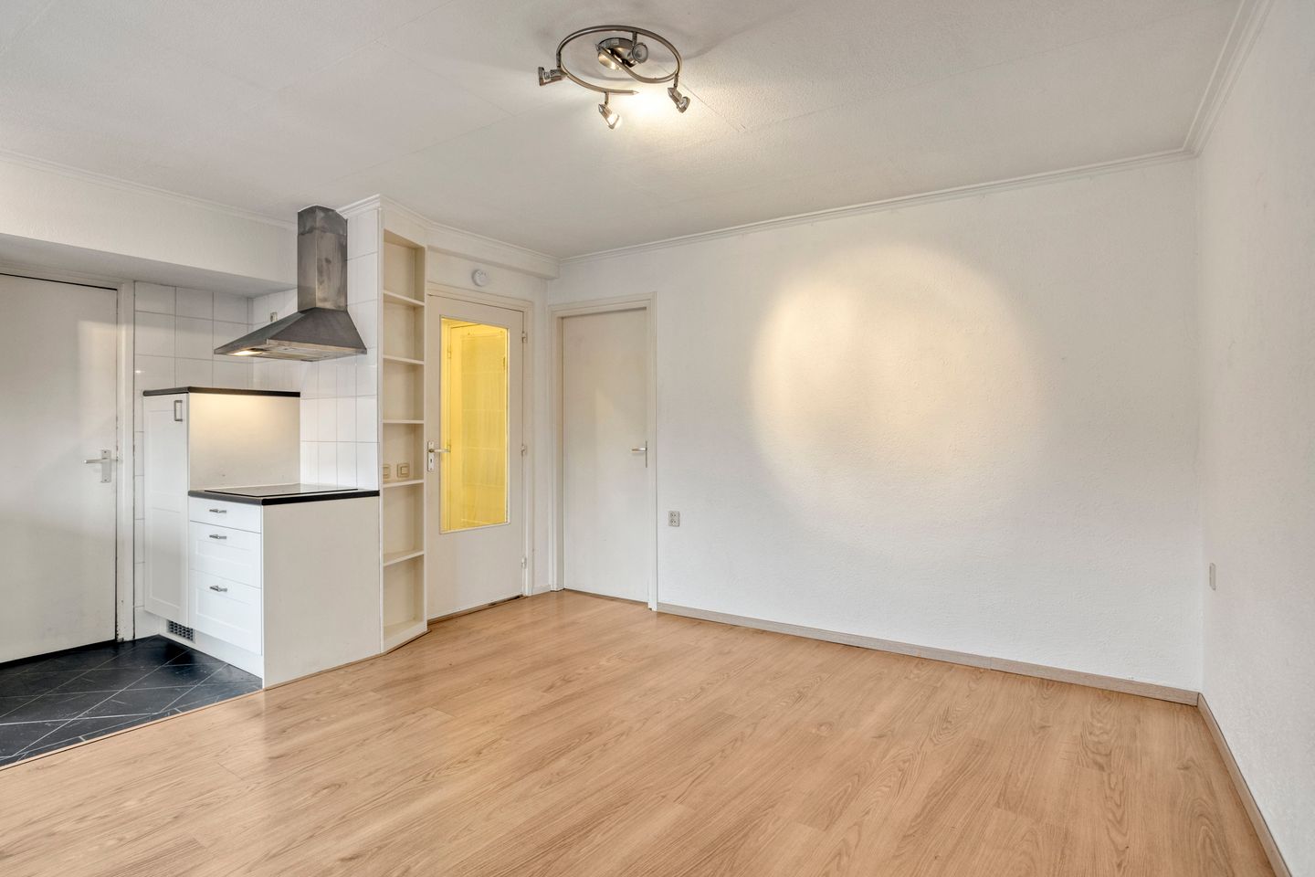 Foto 10 van Beekstraat 60-C