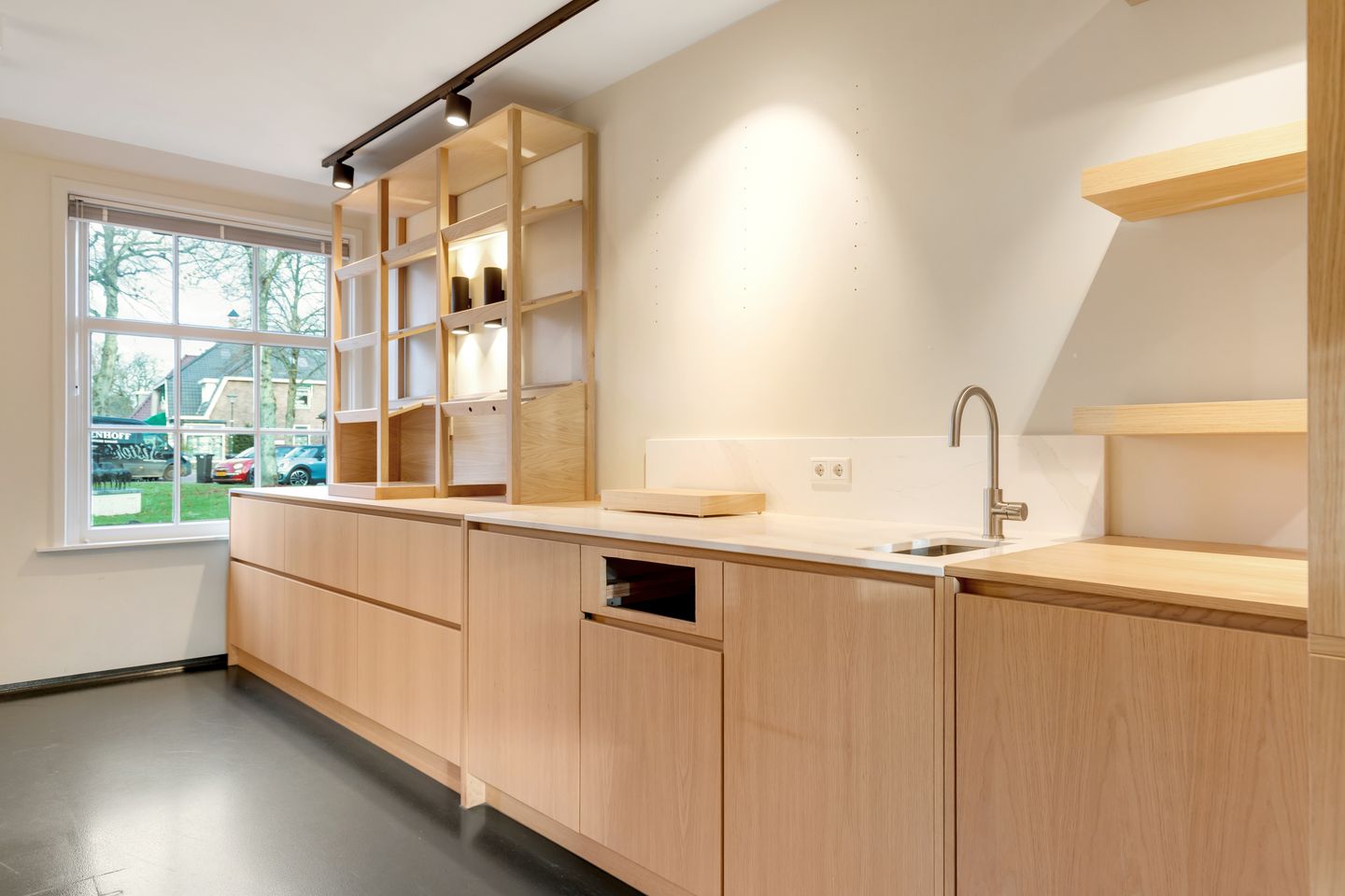 View photo 5 of Dorpsstraat 6