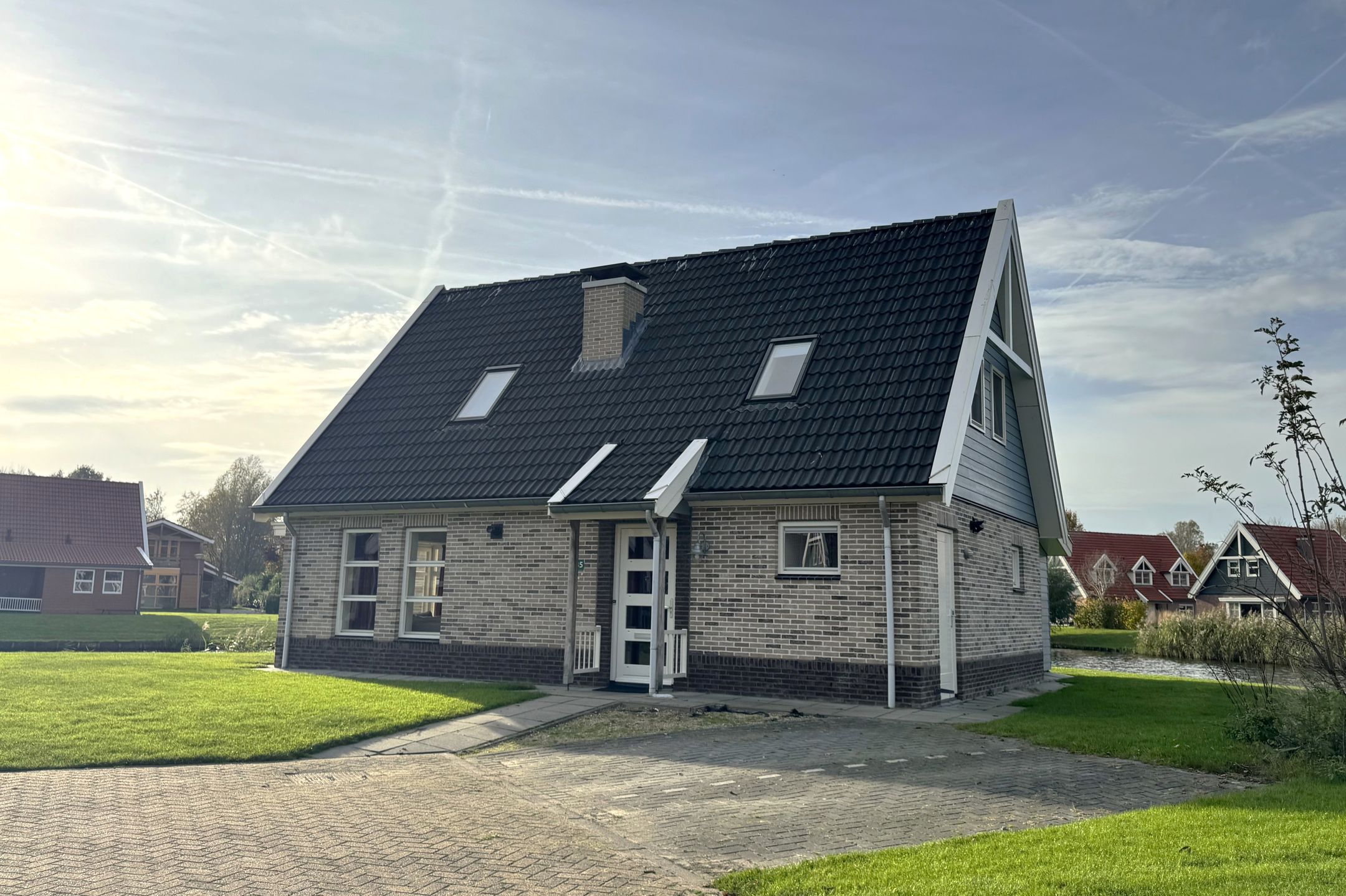 3-bedroom freehold villa in Biddinghuizen — photo 4 of 5