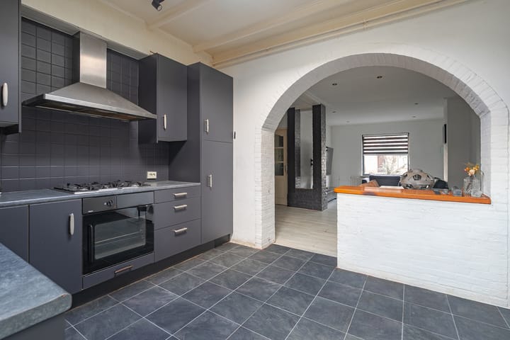 Foto 8 van Julianastraat 31