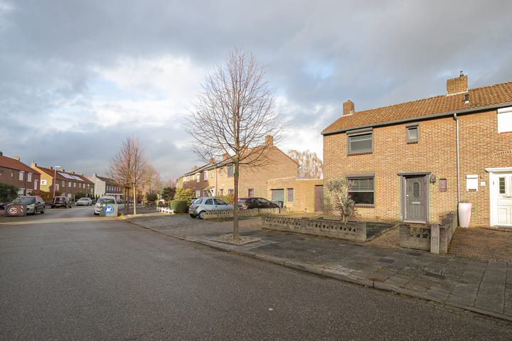 Foto 23 van Julianastraat 31