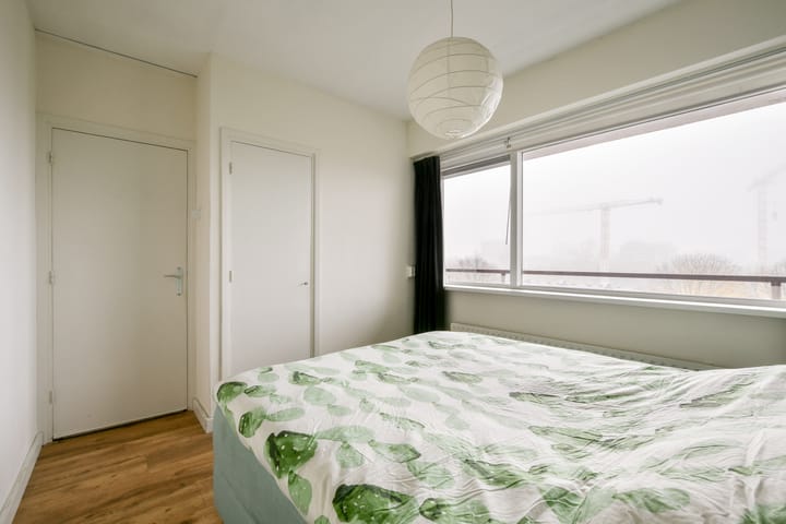 Photo 14 of Burgemeester Hogguerstraat 203