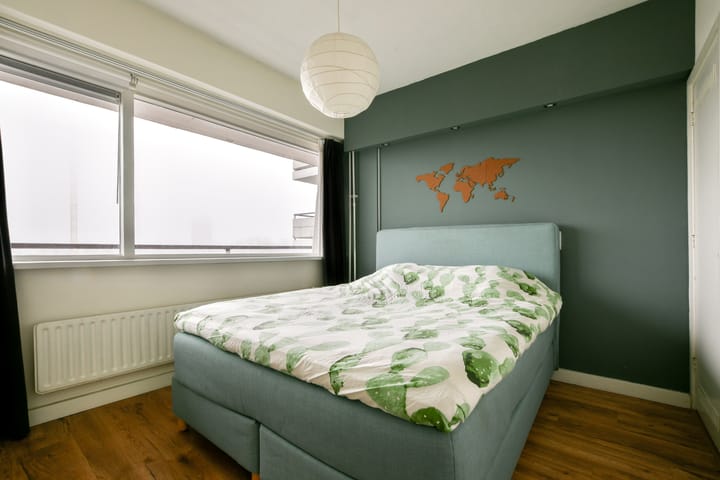 Photo 13 of Burgemeester Hogguerstraat 203