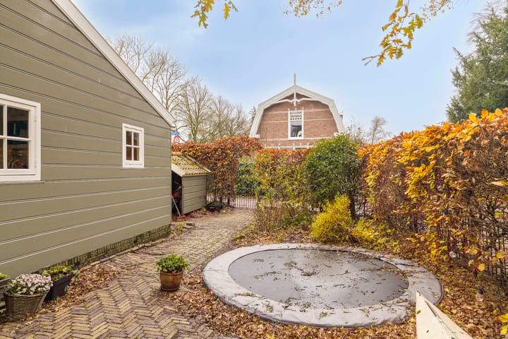 Photo 7 of Roomeinde 32