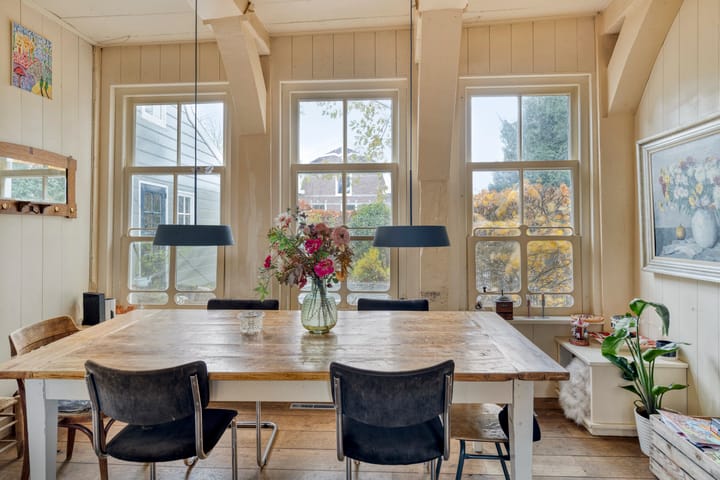 Photo 13 of Roomeinde 32