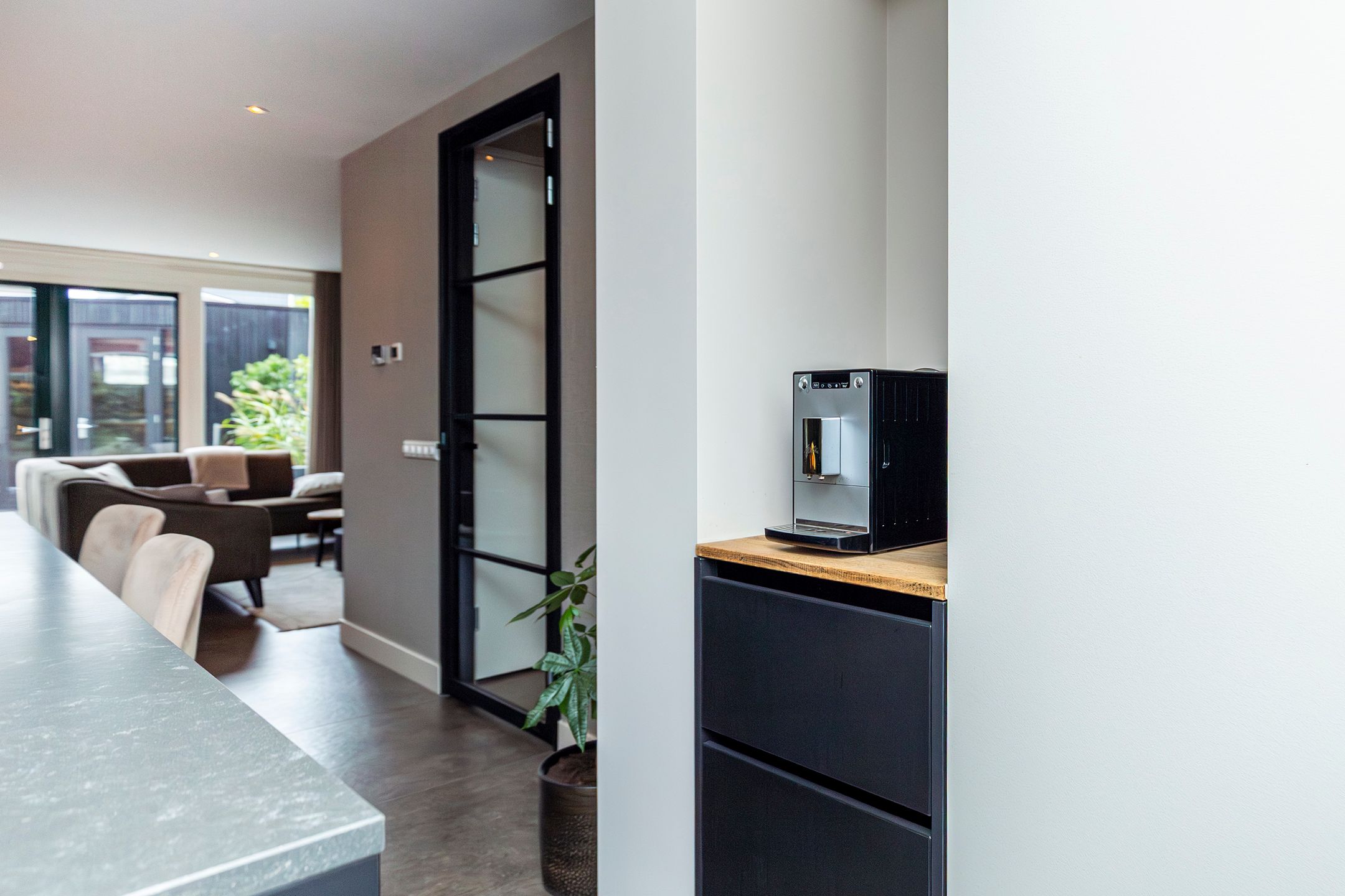 Foto 18 van De Rivierenlaan 33