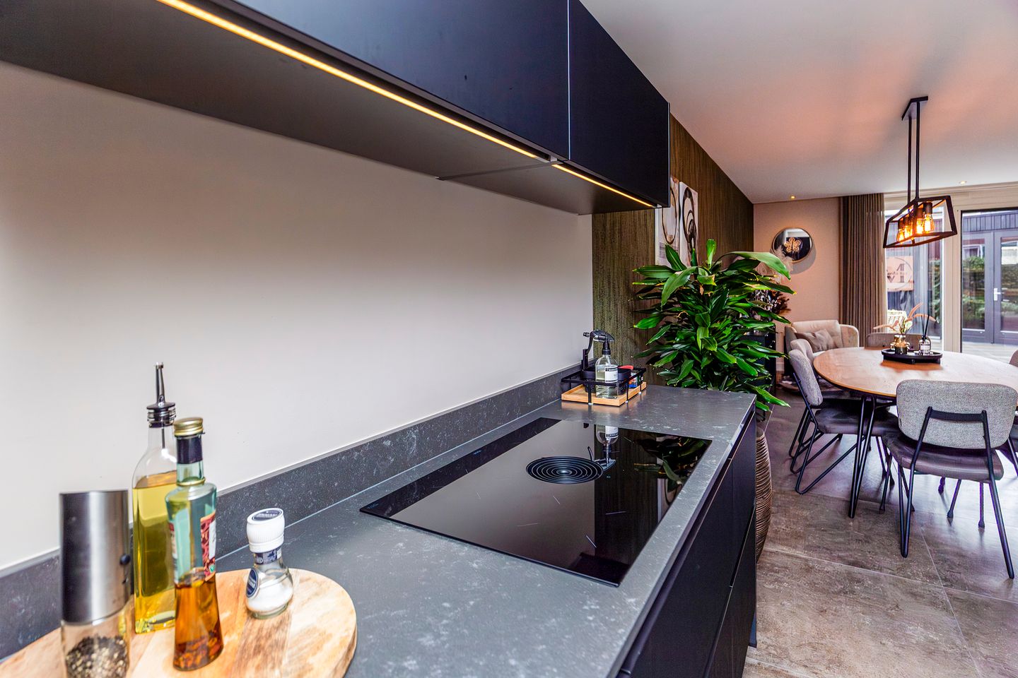 Foto 19 van De Rivierenlaan 33