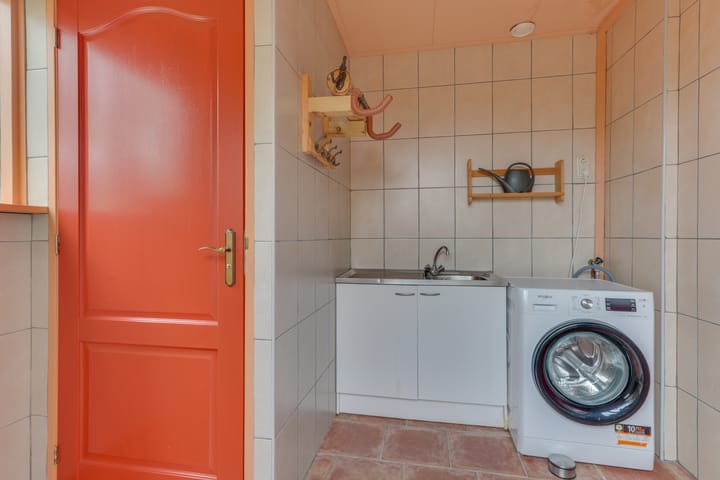 Photo 17 of Dokter Bloemstraat 68