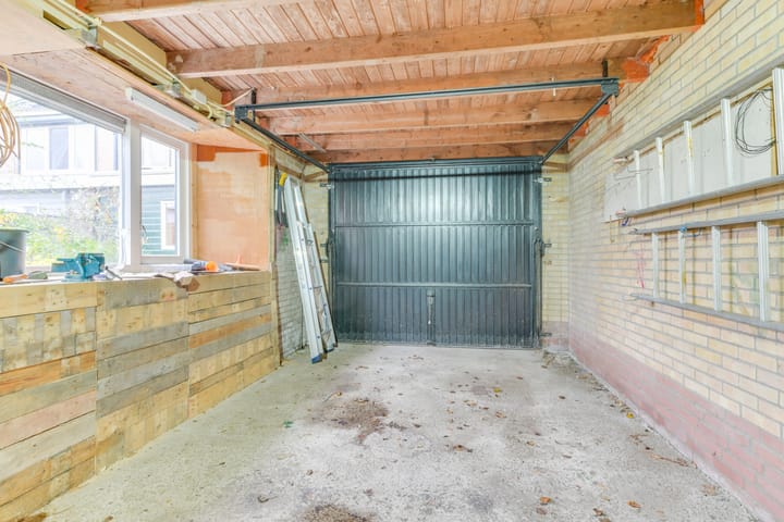 Photo 35 of Dokter Bloemstraat 68