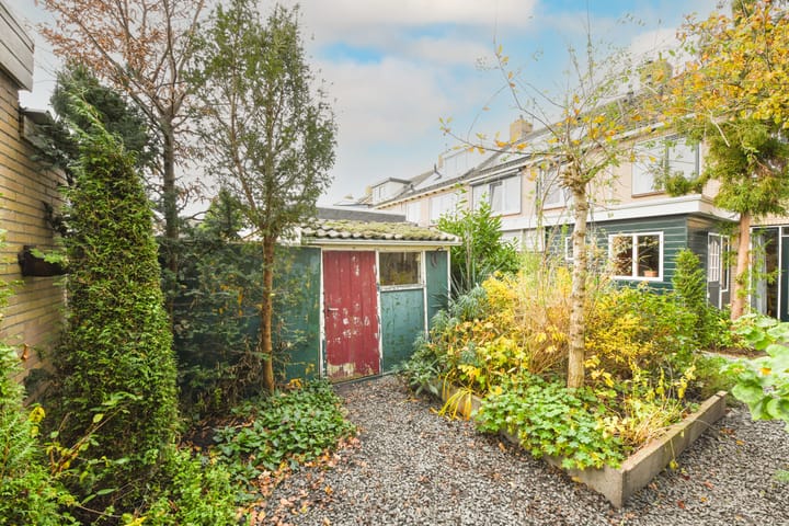 Photo 39 of Dokter Bloemstraat 68