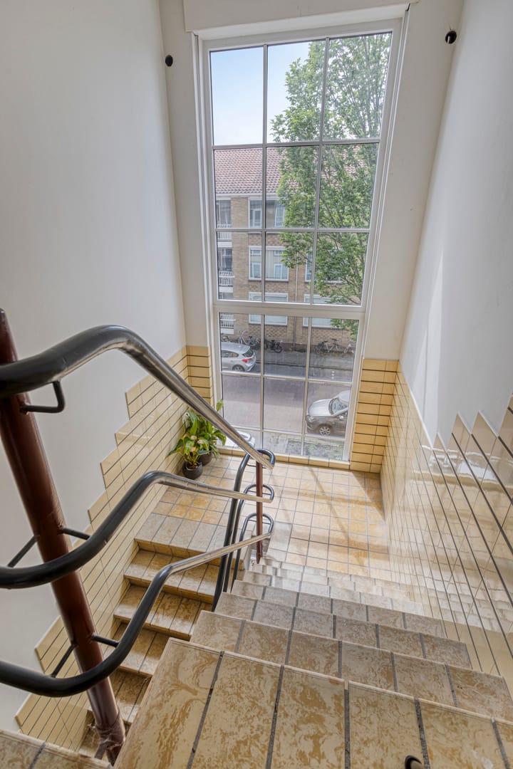 Photo 16 of Louise de Colignystraat 24