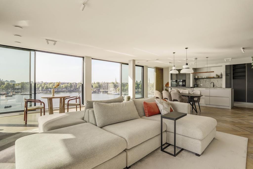 Foto 23 van Ton de Leeuwstraat 18