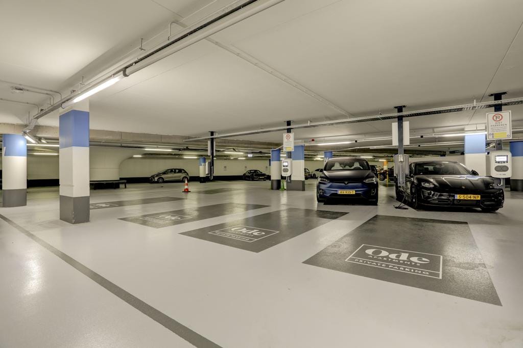 Foto 42 van Ton de Leeuwstraat 18