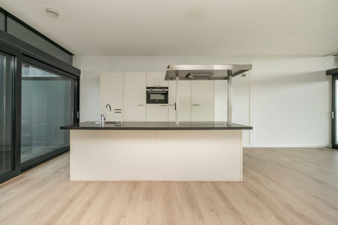 Photo 2 of Purperhoedenveem 80