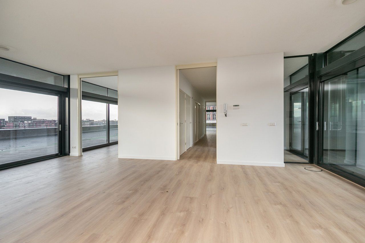 Photo 4 of Purperhoedenveem 80