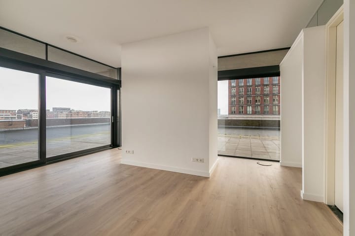 Photo 9 of Purperhoedenveem 80