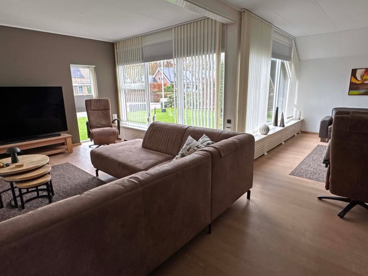 Photo 25 of Anne de Vrieslaan 9