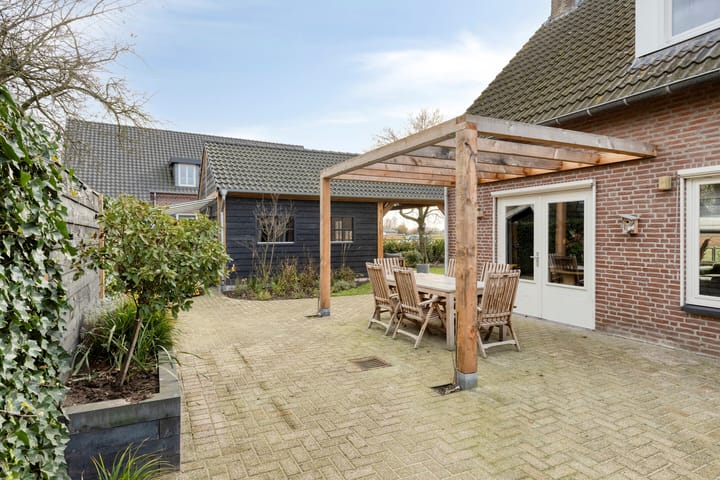 Photo 37 of Vaartdijk 11