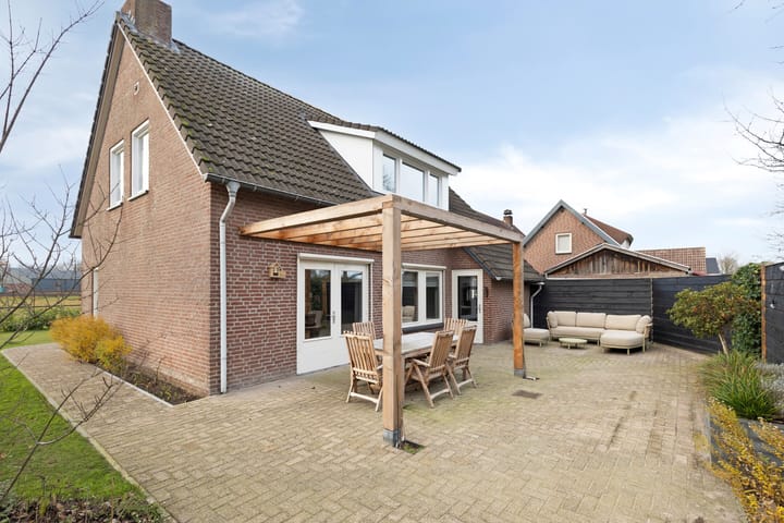 Photo 38 of Vaartdijk 11