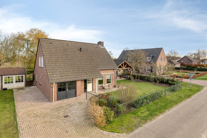 Photo 43 of Vaartdijk 11