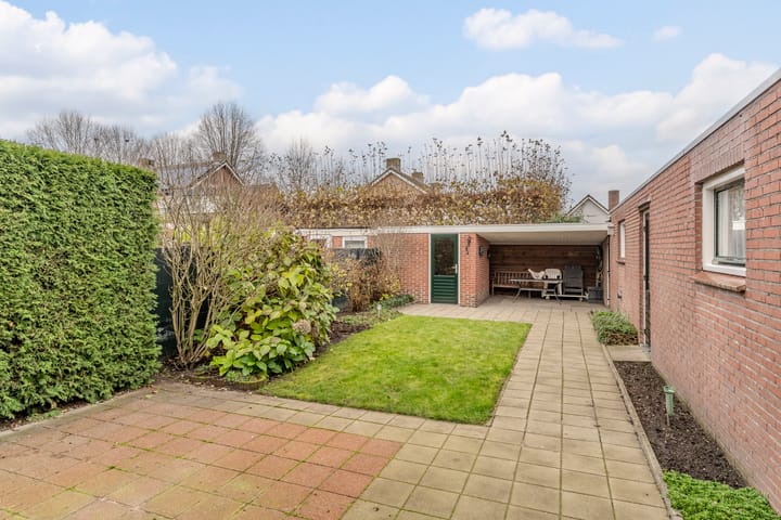 Photo 36 of Van Hoornstraat 15