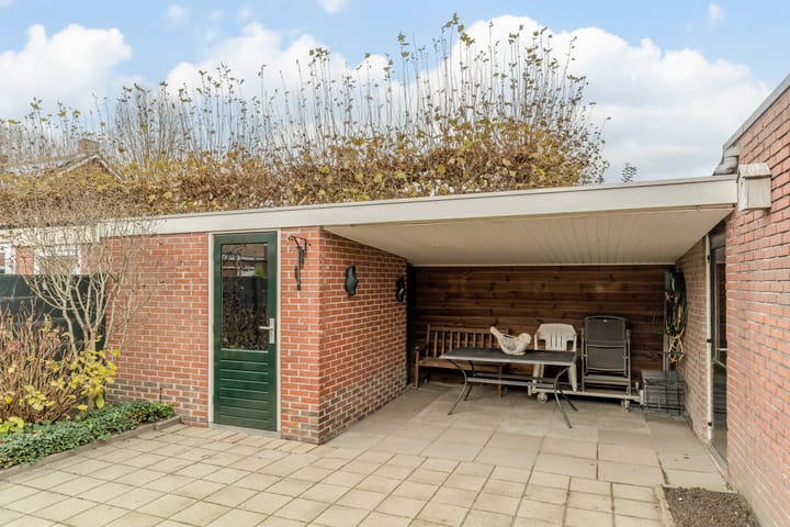 Photo 39 of Van Hoornstraat 15