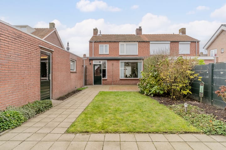 Photo 45 of Van Hoornstraat 15