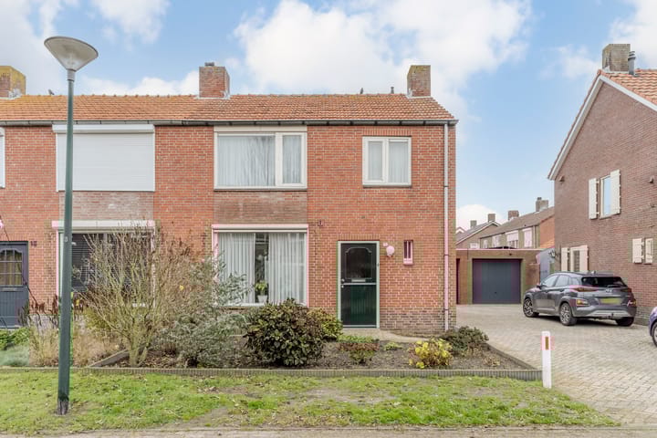 Photo 51 of Van Hoornstraat 15