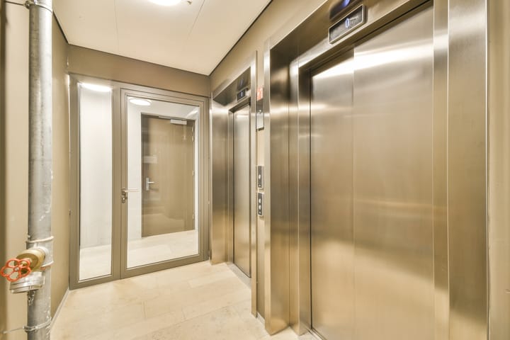 Foto 16 van Lutonhof 467