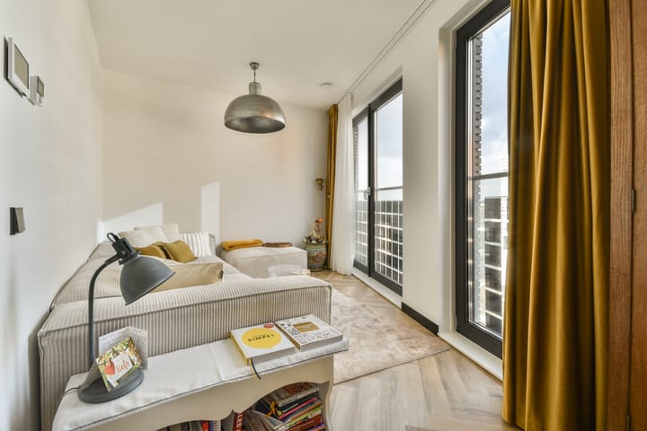 Foto 5 van Lutonhof 467